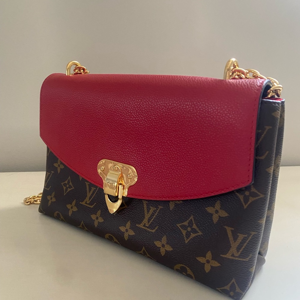 LOUIS VUITTON SAINT PLACIDE RED MONOGRAM CANVAS AND CALF LEATHER AUTHENTIC - Picture 3 of 6